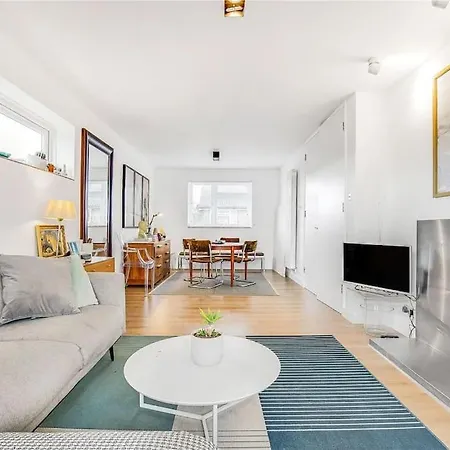2 Bed Bright Flat In Fulham Apartment London Exterior photo